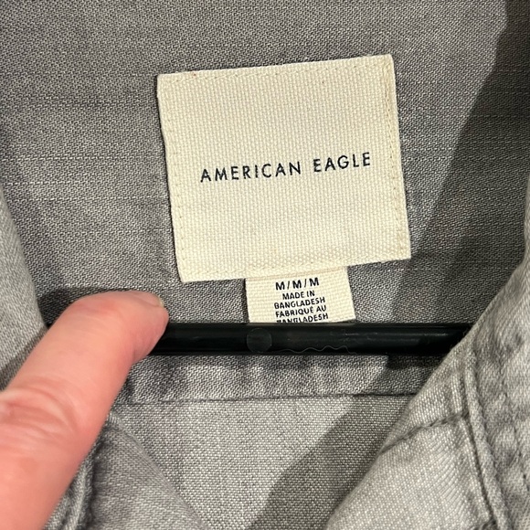 American Eagle Gray Denim Men's button down Shirt - Picture 3 of 8